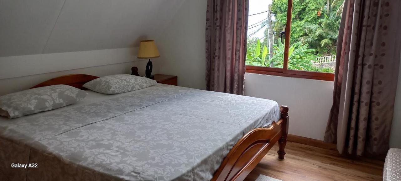 Loversnest Self Catering Anse aux Pins Ngoại thất bức ảnh