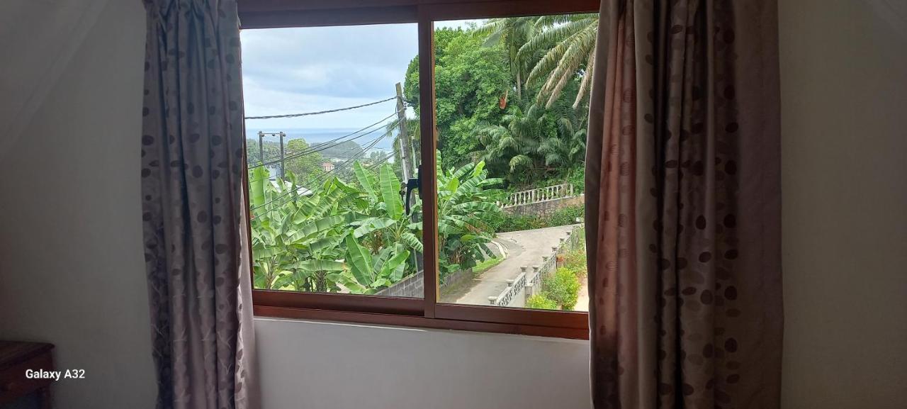 Loversnest Self Catering Anse aux Pins Ngoại thất bức ảnh